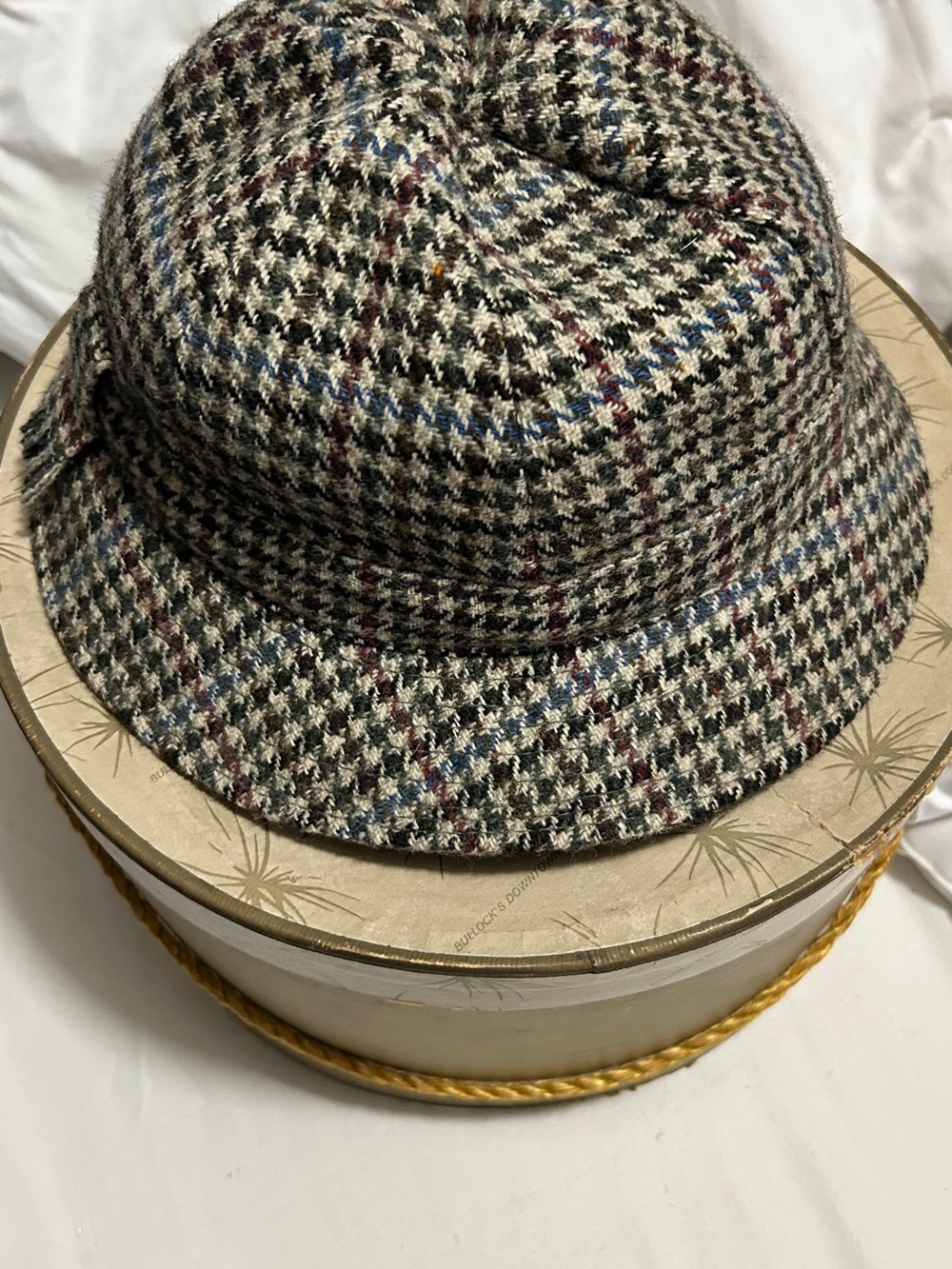 Classic Houndstooth Bucket Hat - Beige Multicolor
